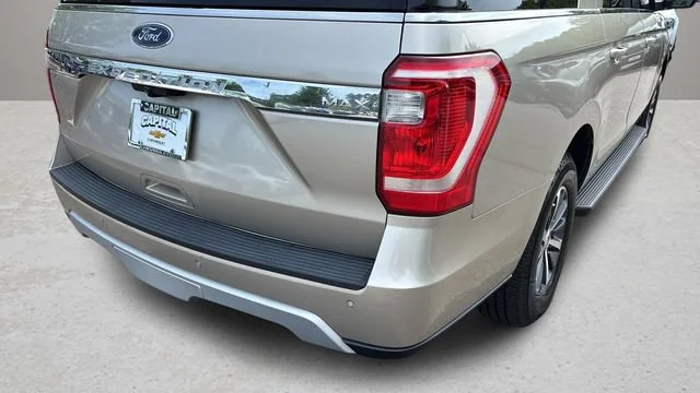 Used 2018 Gold Ford XLT image 38