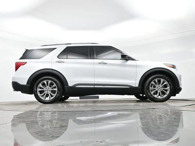 Used 2023 Oxford White Ford Limited image 35