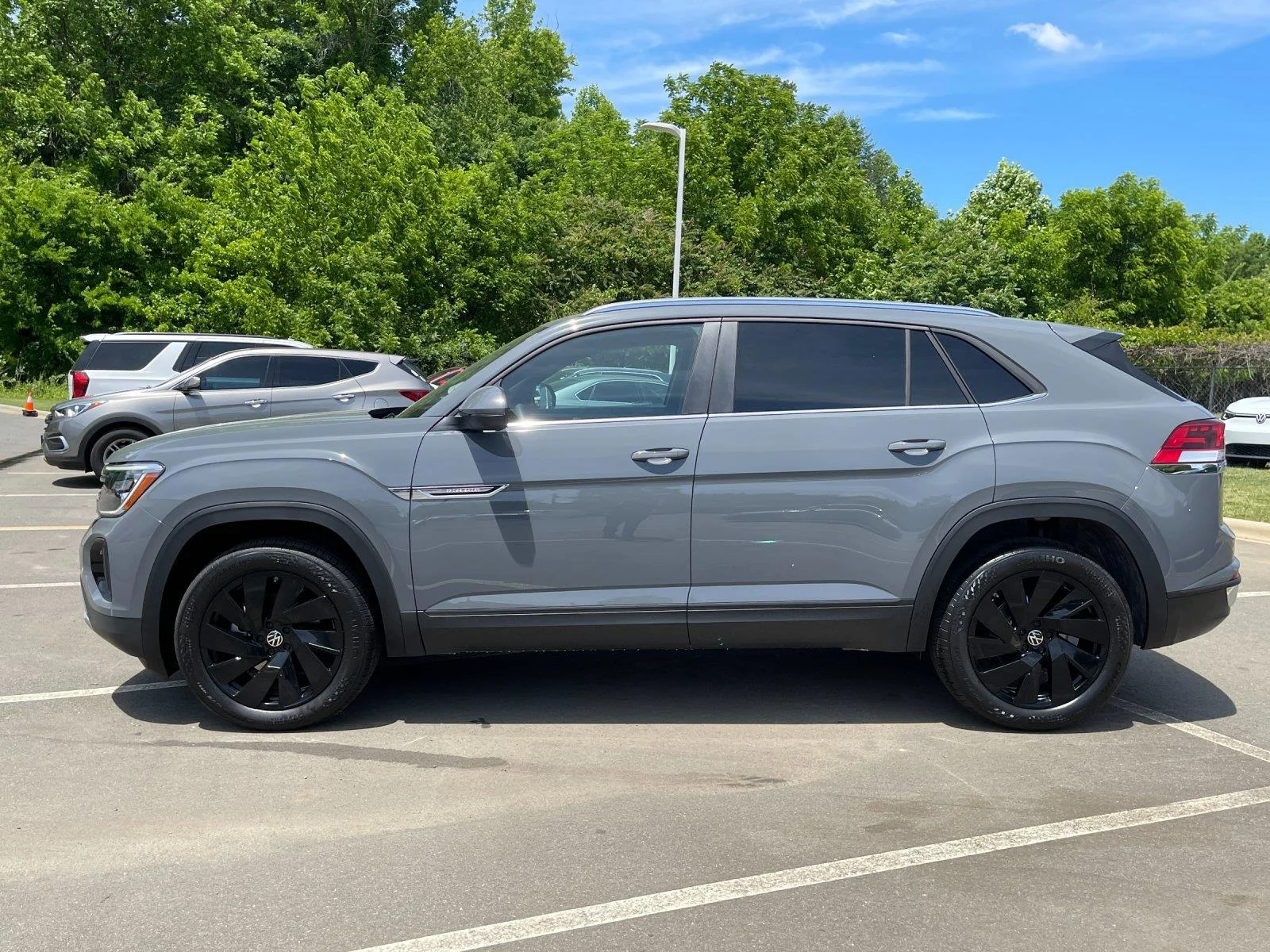 New 2026 Pure Gray Volkswagen 2.0T SE w/Technology image 2