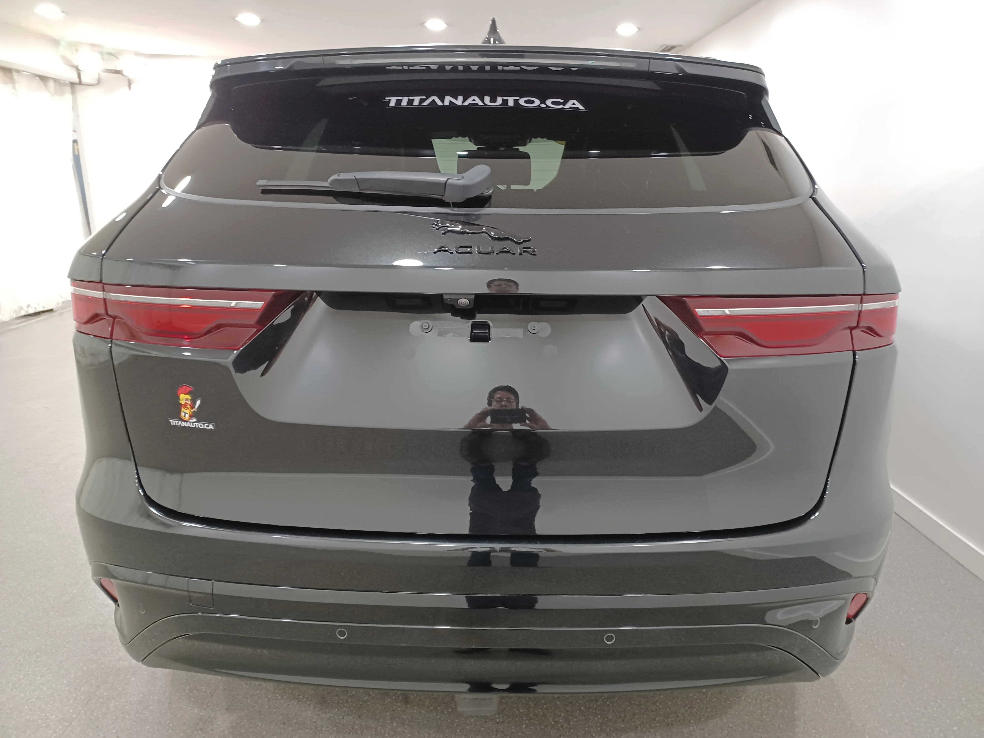 Used 2024 Santorini Black Metallic Jaguar P250 R-Dynamic S AWD*Adaptive Cruise | Nav | HUD | 360 Cam | Cooled Leather | Pano Roof | Htd Wheel image 25