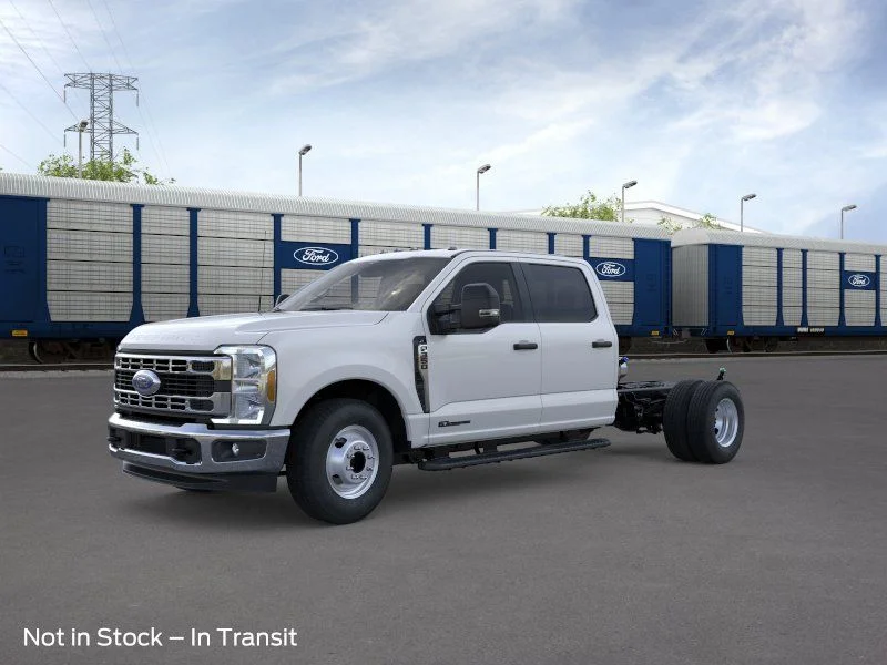 New 2026 Oxford White Ford XL image 2