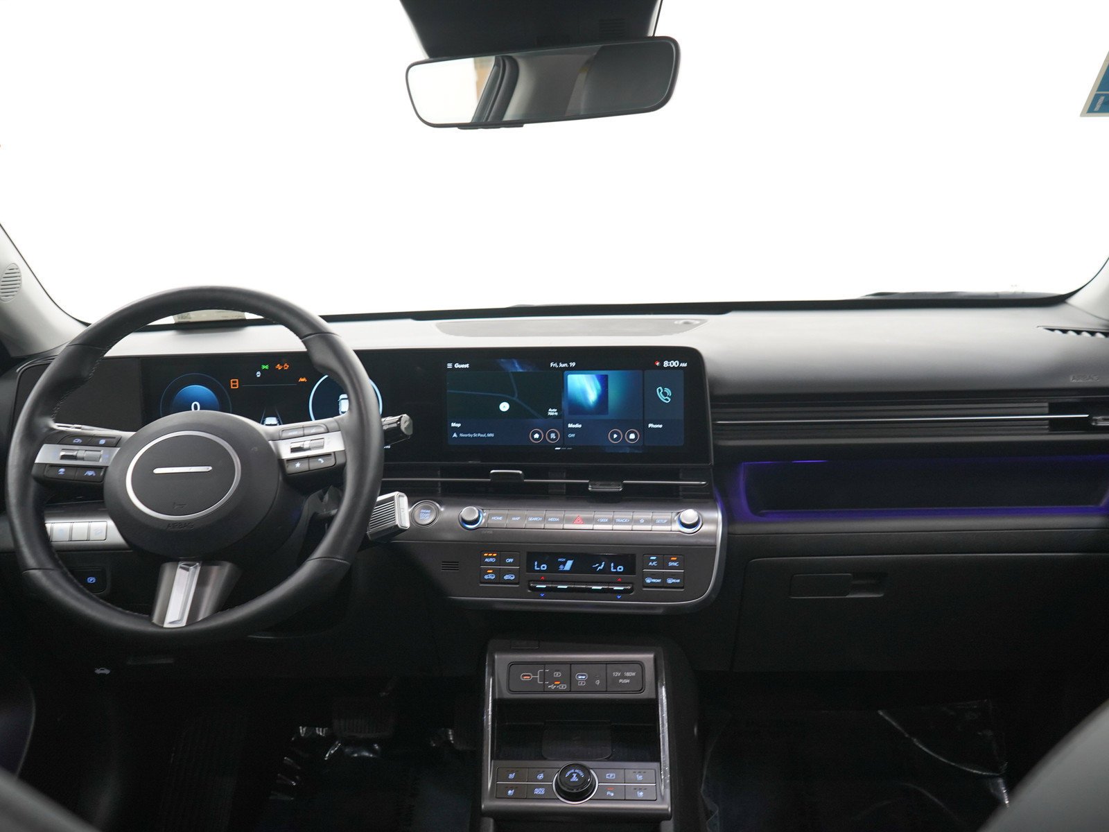 2025 Hyundai Kona Limited - Photo 13