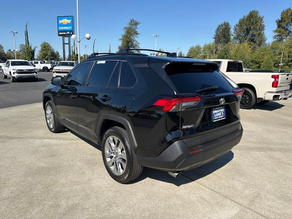 Used 2024 Black Toyota XLE Premium image 3