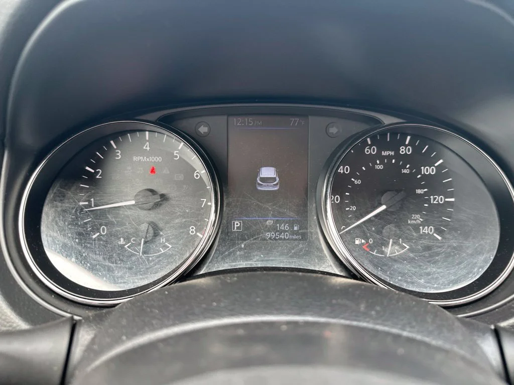 Used 2021 White Nissan S image 14