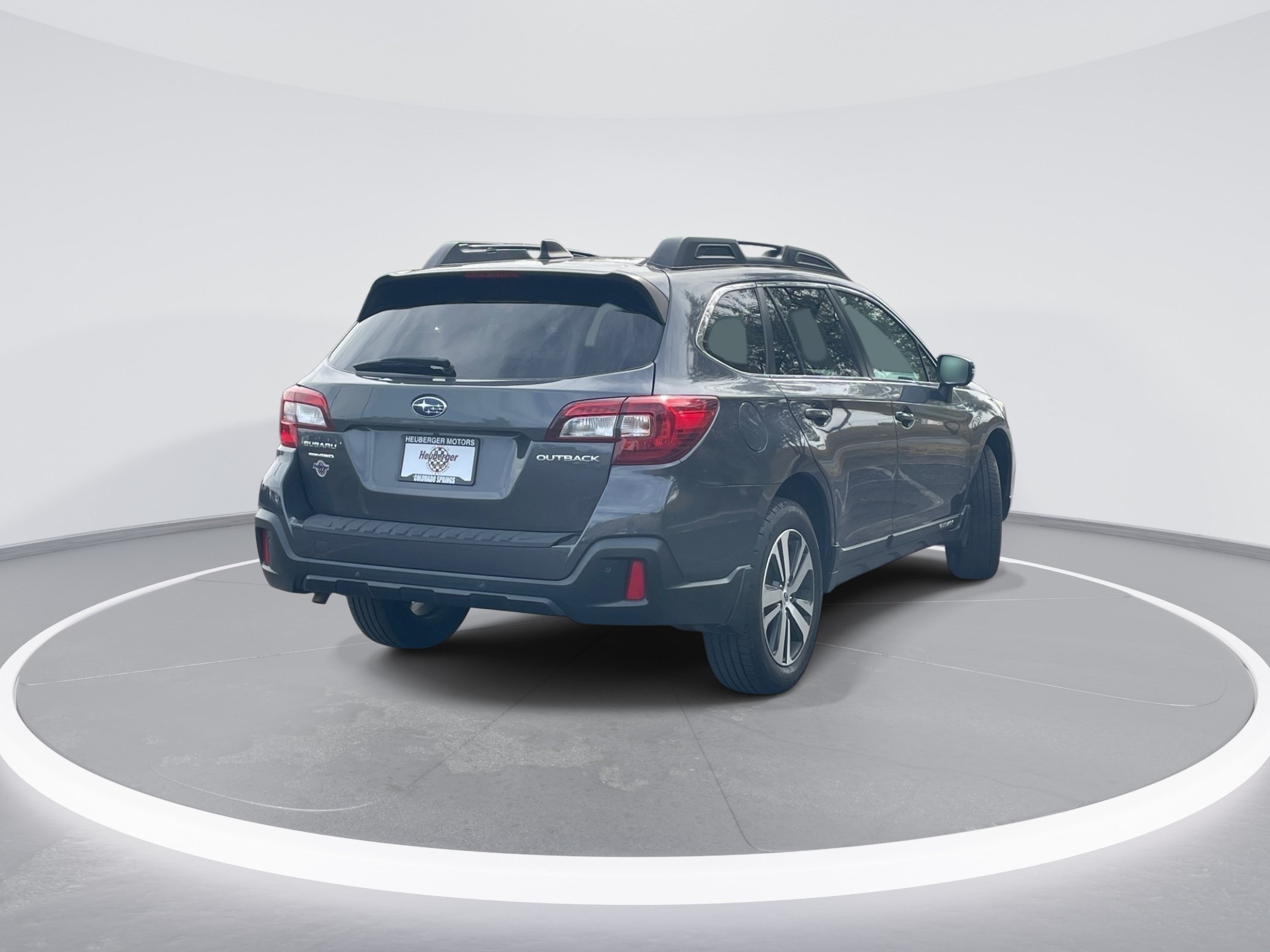 Used 2019 Magnetite Gray Metallic Subaru Limited image 5