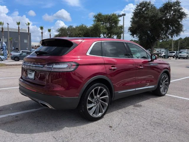 Used 2019 Ruby Red Metallic Lincoln Reserve image 4