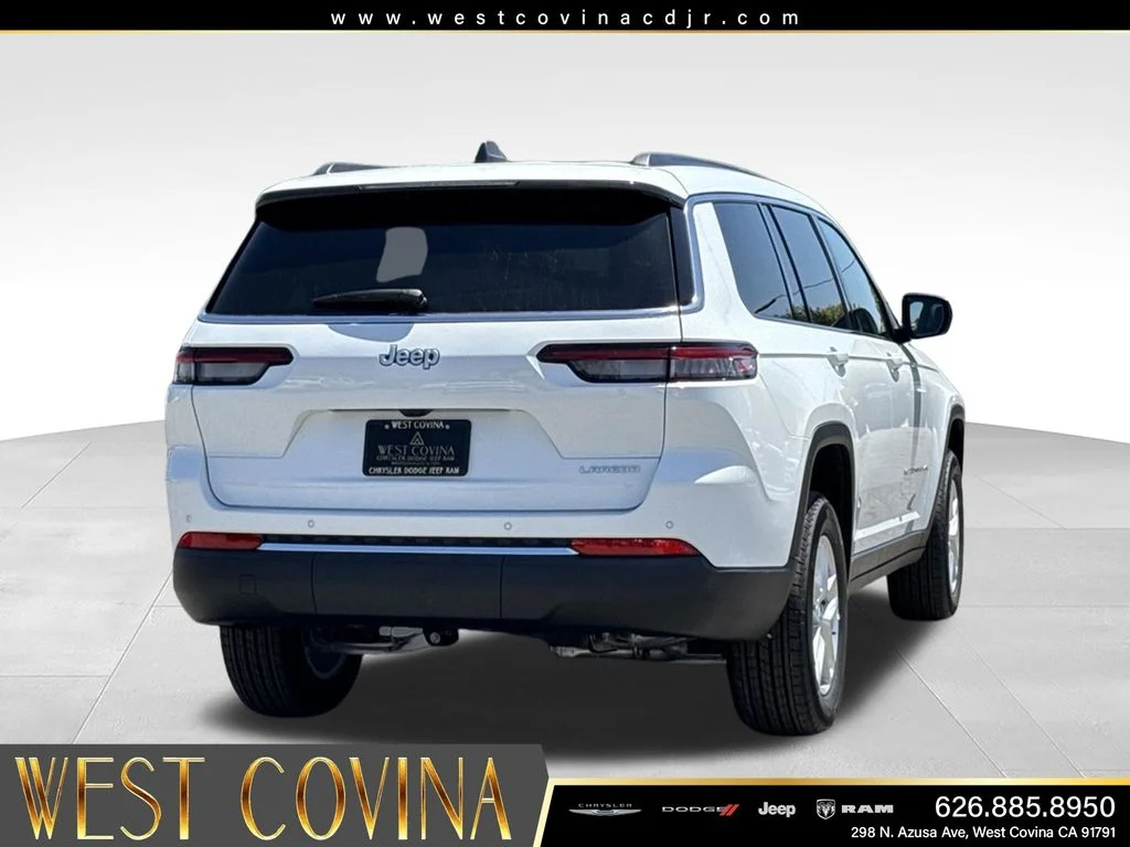 New 2026 Bright White Clearcoat Jeep Laredo image 8