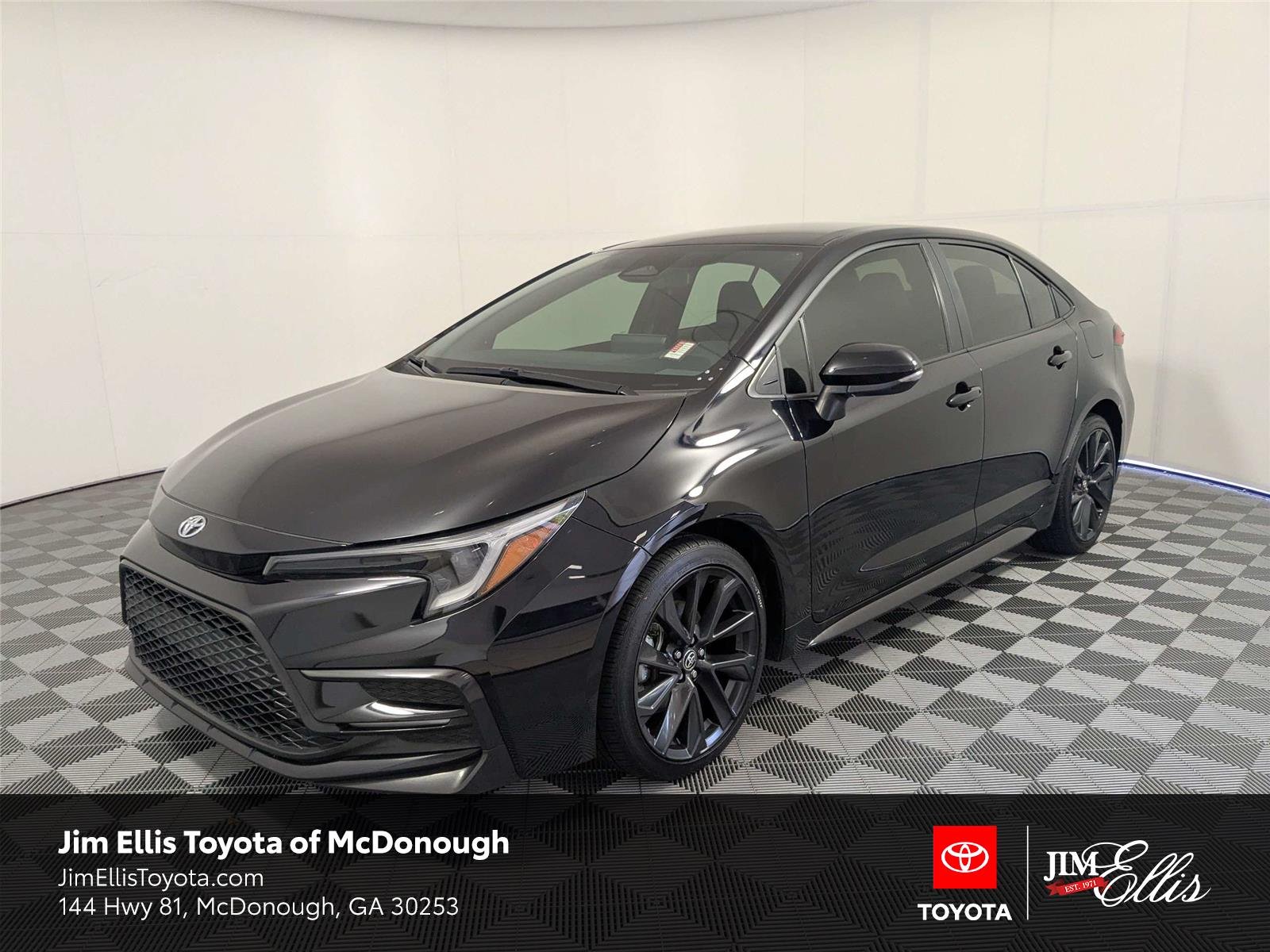 Certified Used 2024 Midnight Black Metallic Toyota SE image 1