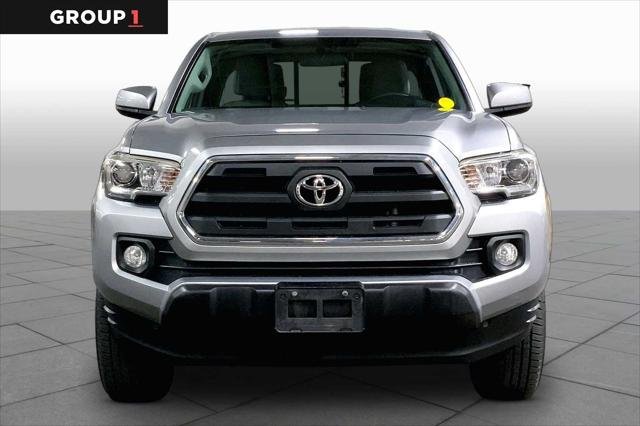 Certified Used 2017 SILVER ME Toyota  image 4
