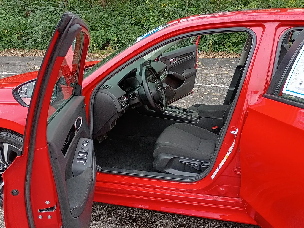 Certified Used 2024 Rallye Red Honda EX image 11