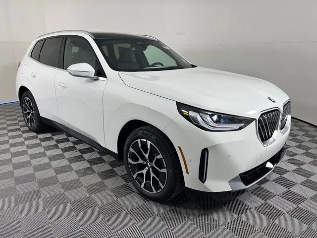 2026 BMW X3 30 XDRIVE's photo