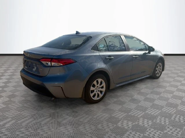 Used 2026  Toyota LE image 8