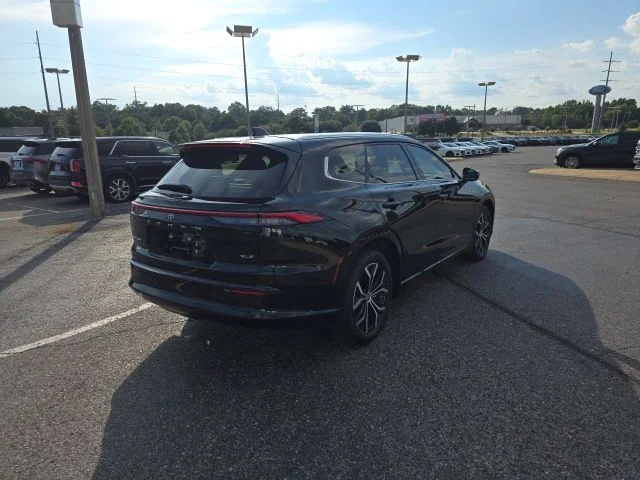 Used 2025 Black Toyota XLE image 3