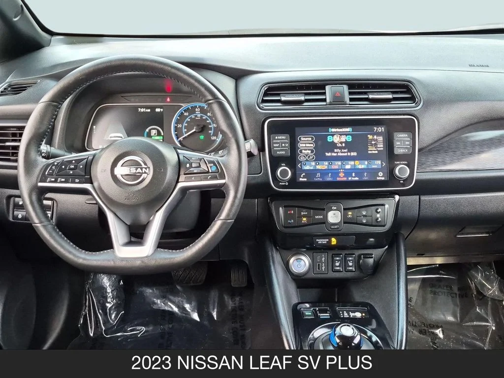 Used 2023 White Nissan SV Plus image 13