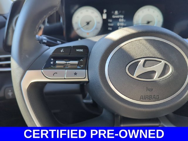 2025 Hyundai Elantra SEL - Photo 18