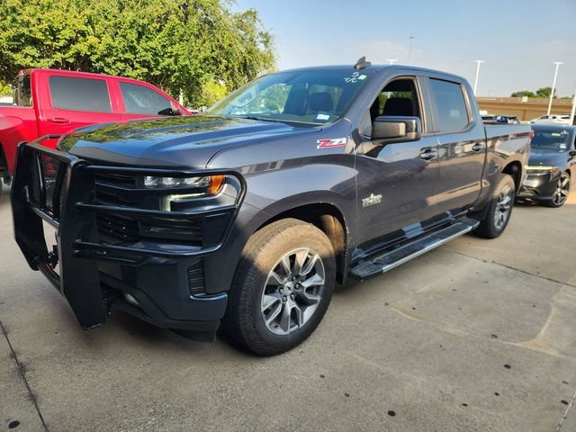 Used 2021 SHADOW GRAY METALLIC Chevrolet RST image 3