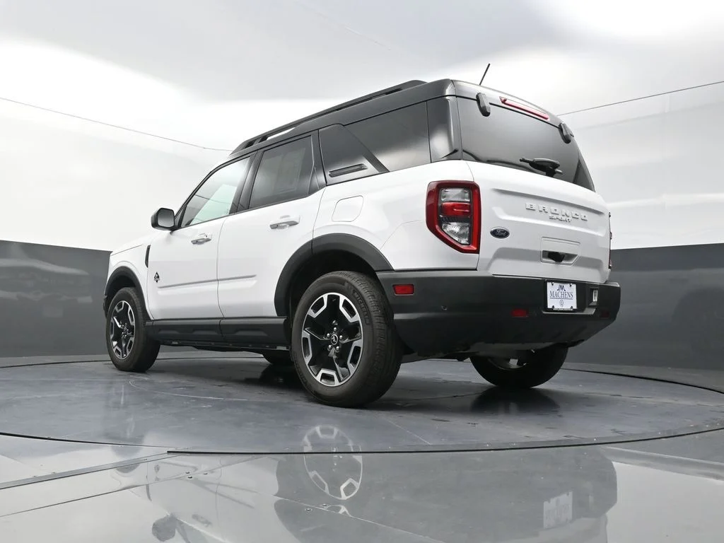 Used 2024 White Ford Outer Banks image 27