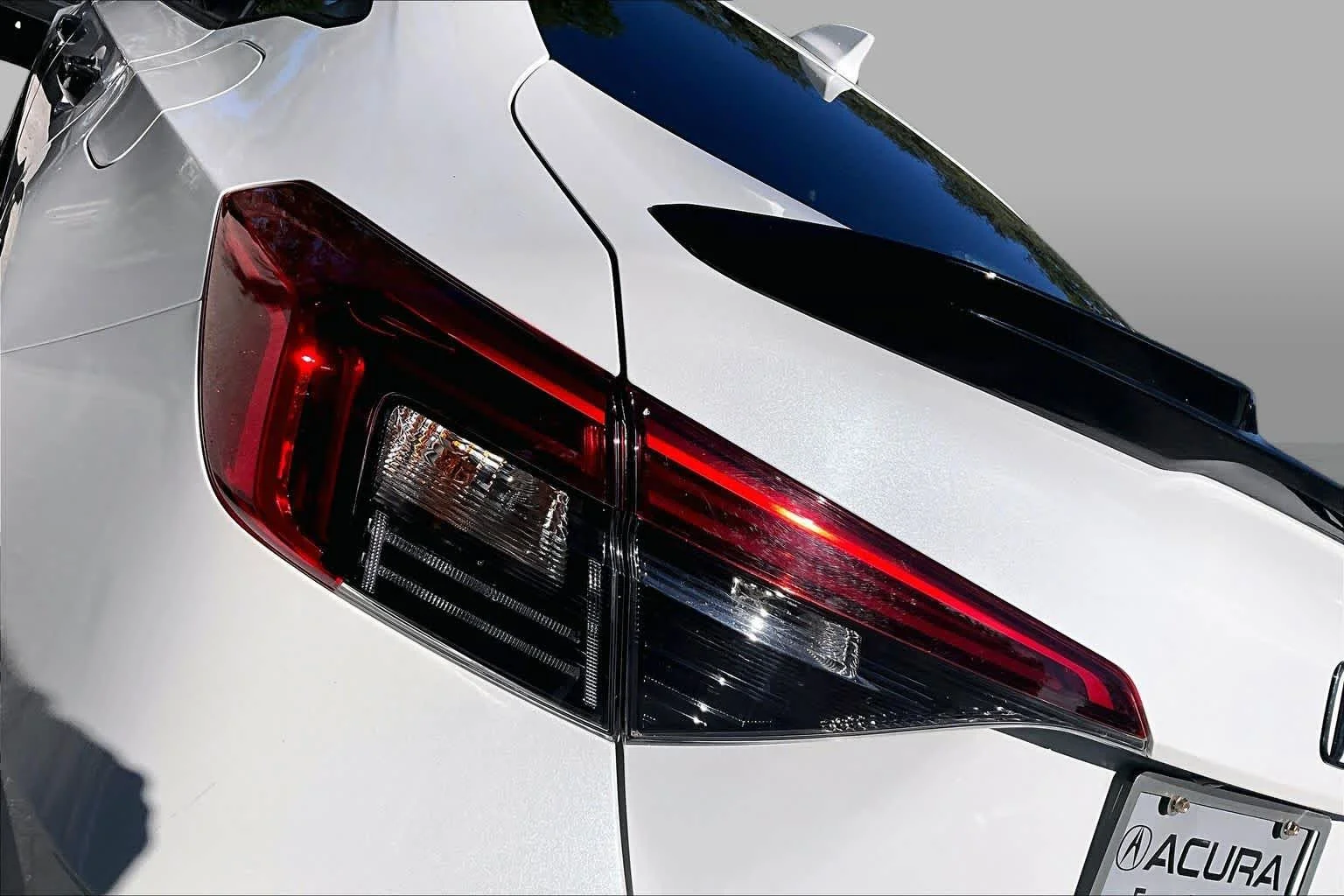 Used 2024 Platinum White Pearl Honda  image 28