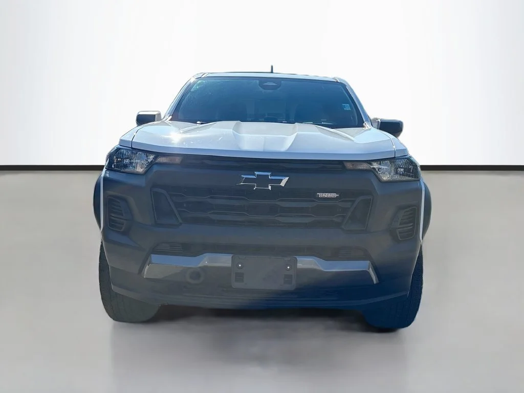 Used 2024 Summit White Chevrolet Trail Boss image 2
