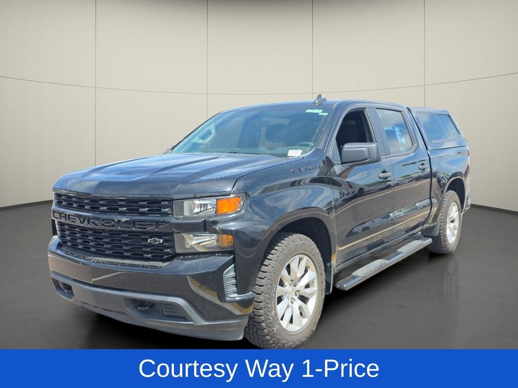 Used 2020 Black Chevrolet Custom image 4