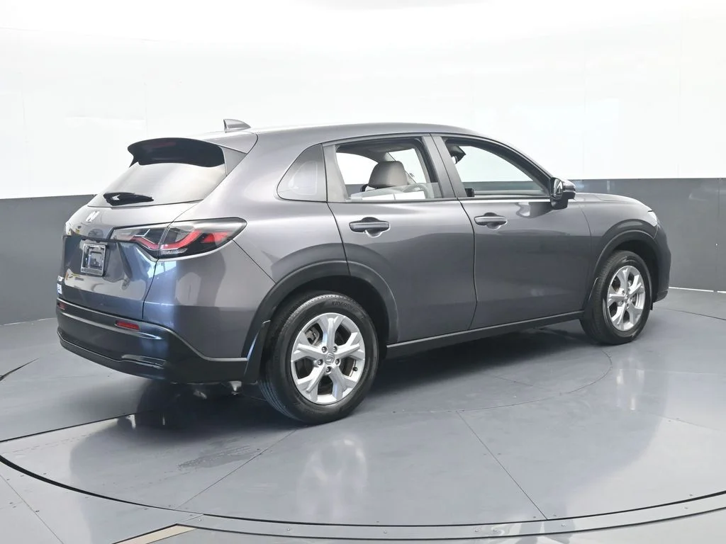 Used 2023 Gray Honda LX image 6