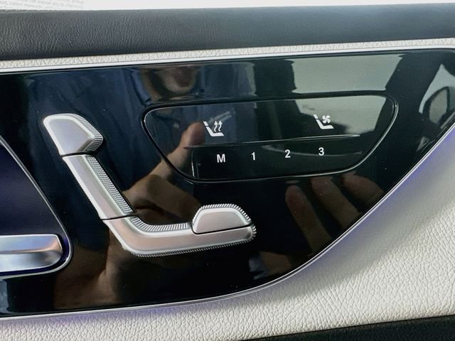 New 2027 Polar White Mercedes-Benz GLC 350e image 20