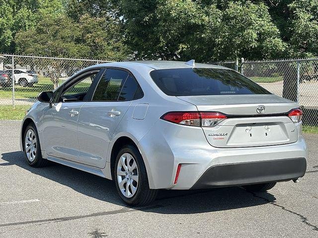 Certified Used 2023 CLASSIC SILVER METALLIC Toyota  image 6