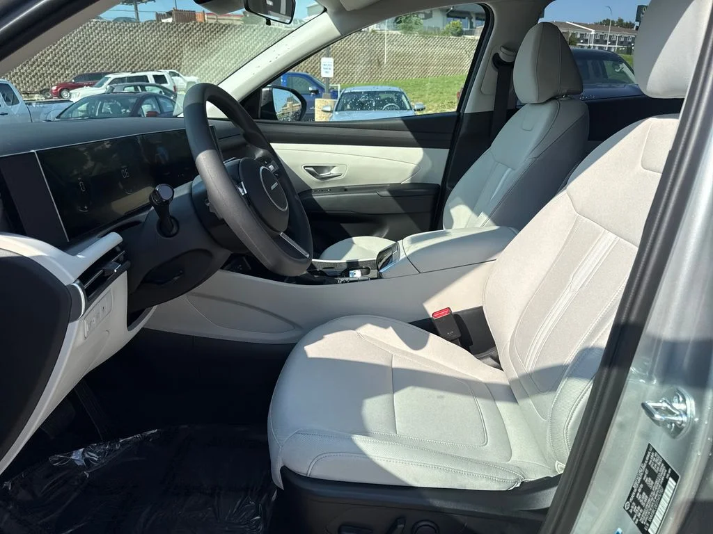 New 2026 Silver Hyundai SEL image 9