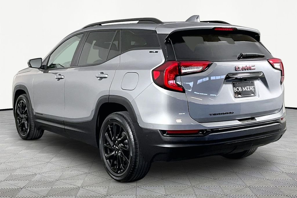 Used 2023 Silver GMC SLE image 4