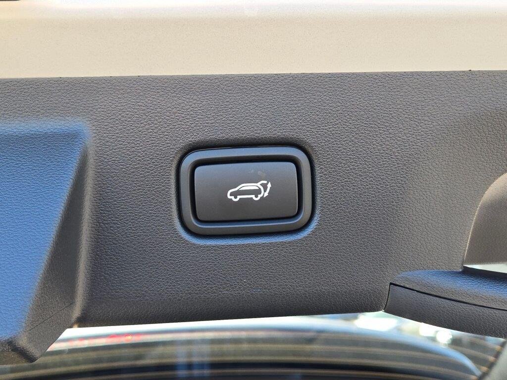 New 2026 Shimmering Silver Hyundai SEL Premium AWD image 16