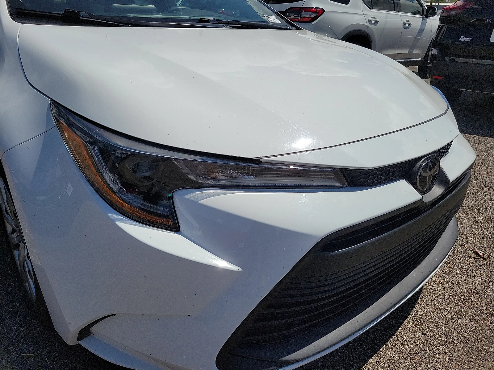 Certified Used 2024 Ice Toyota LE image 13