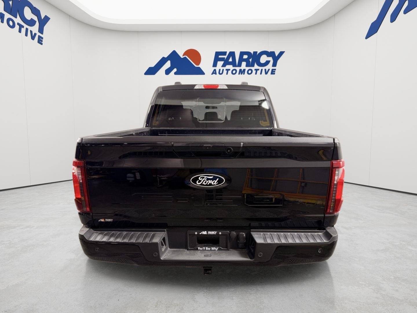 New 2026 Agate Black Ford XLT image 4