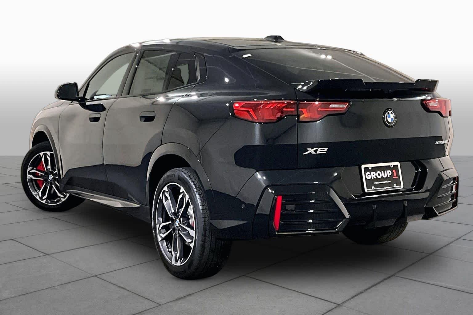 New 2027 Black Sapphire Metallic BMW xDrive28i image 3