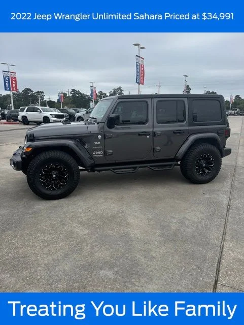 2022 Jeep Wrangler Sahara's photo