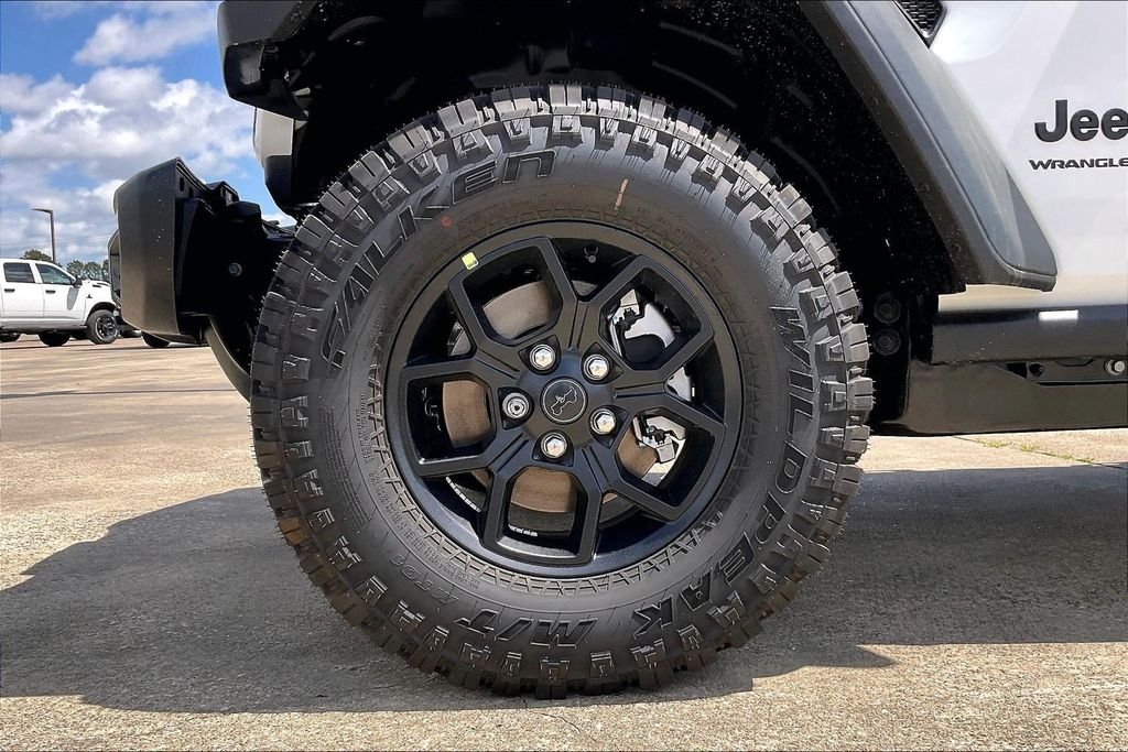 New 2026 Jeep Wrangler Willys 4D Sport Utility