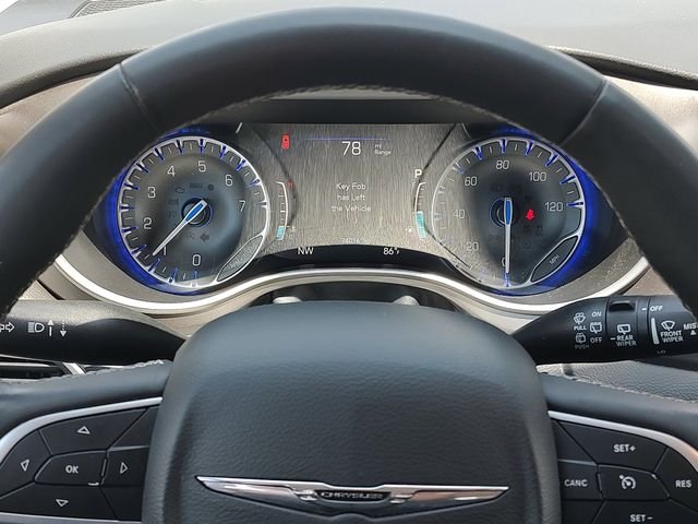 Used 2024 Silver Chrysler Touring L image 33