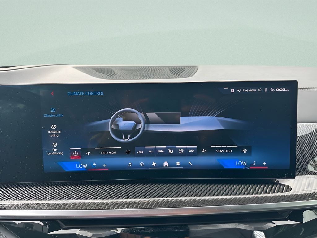 Used 2024 Gray BMW M60i image 19