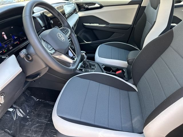 New 2026 Silver Volkswagen 1.5T S image 9