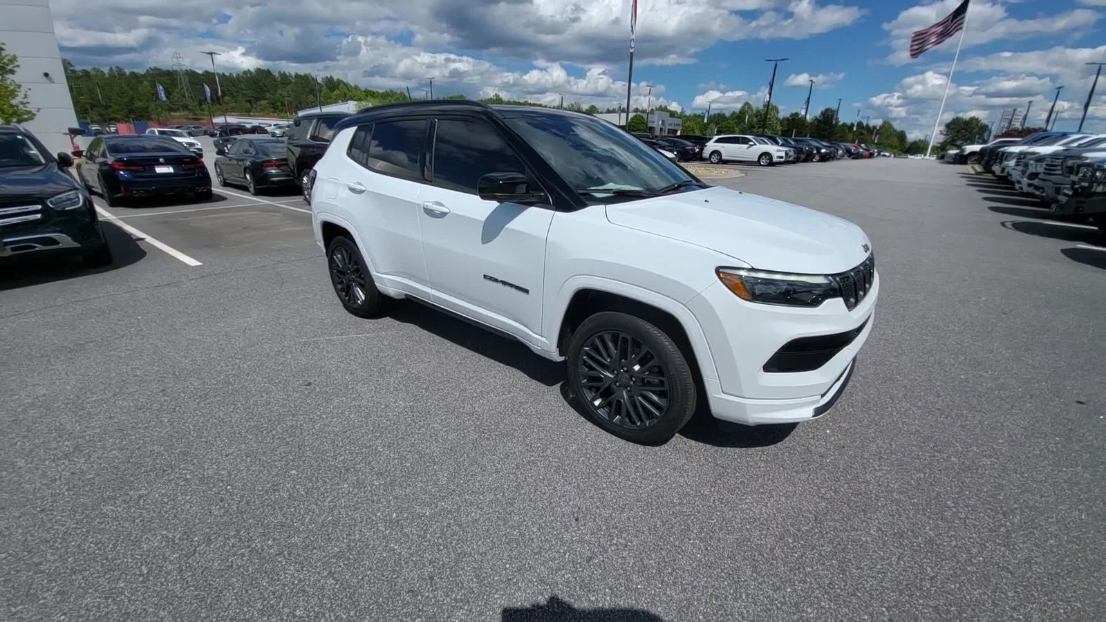 Used 2024 Bright White Clearcoat Jeep Limited image 4