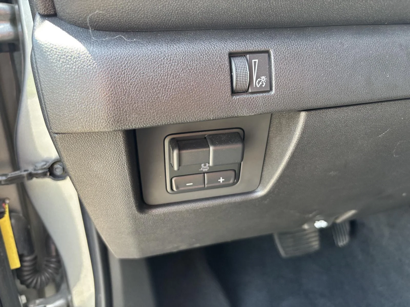 Used 2024 Sterling Gray Metallic Chevrolet Trail Boss image 18