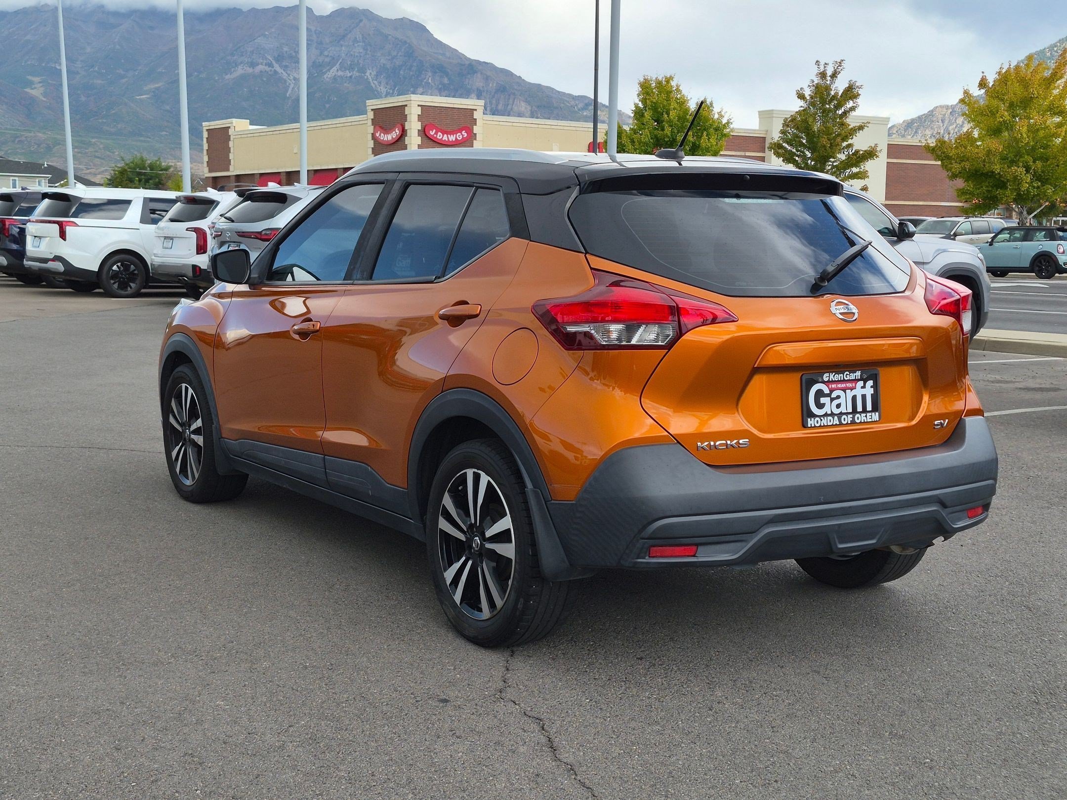 Used 2019 Monarch Orange/Super Black Nissan SV image 5