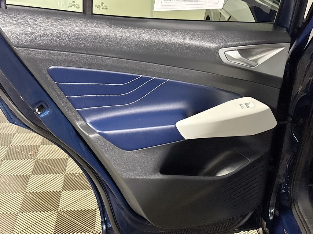 Certified Used 2023 Blue Metallic Volkswagen Pro S image 21