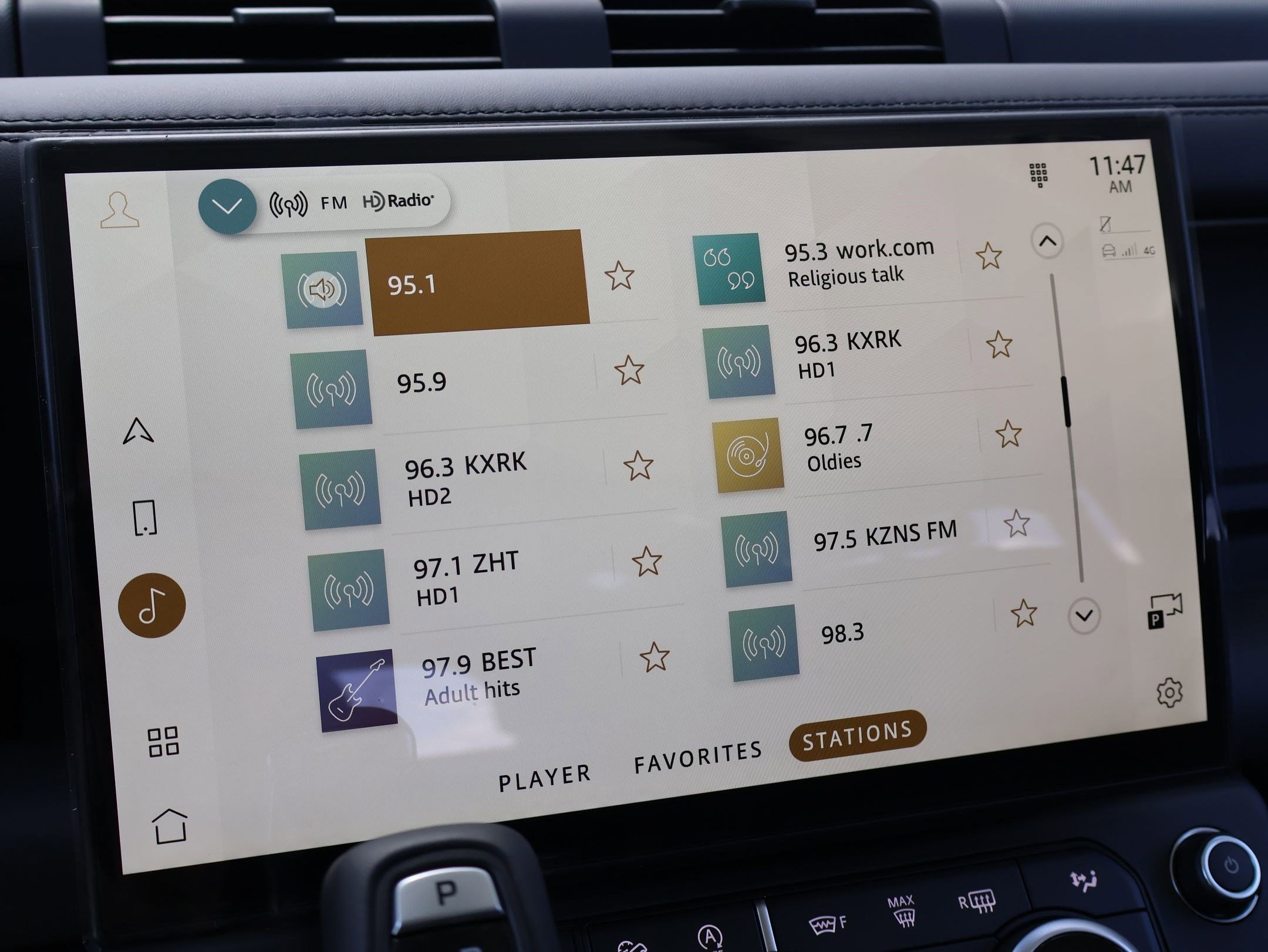 New 2026 Borasco Grey LAND ROVER P400 X-Dynamic SE image 13