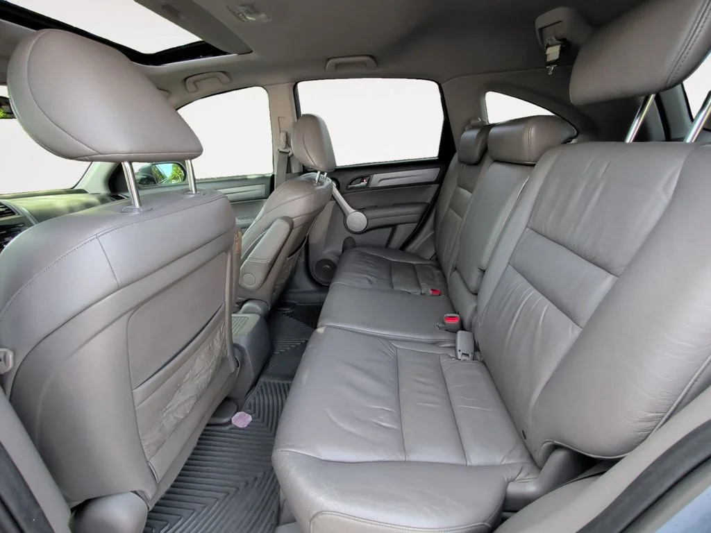 Used 2007 Silver Honda EX-L image 17