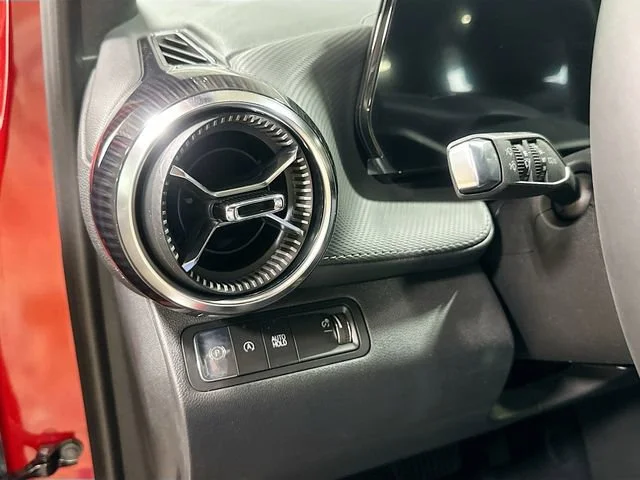2026 Chevrolet Equinox LT - Photo 13