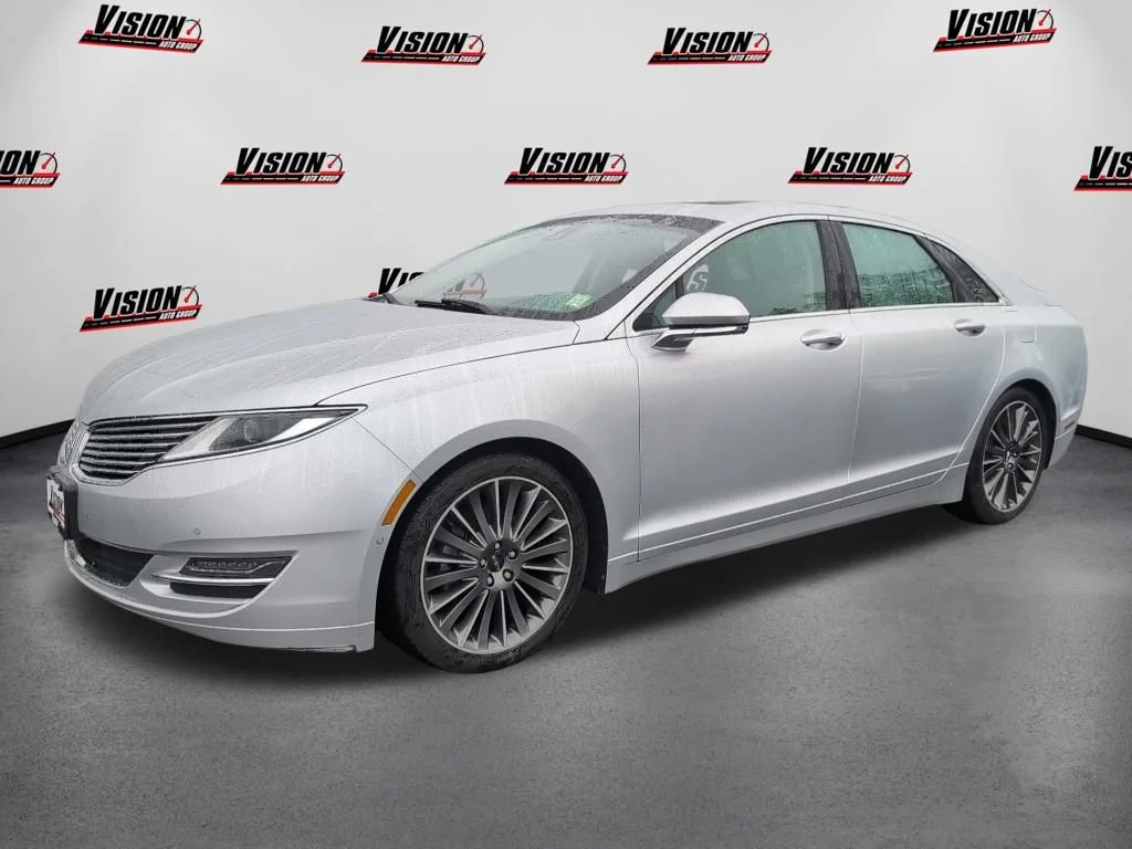 2014 Lincoln MKZ Hybrid's photo