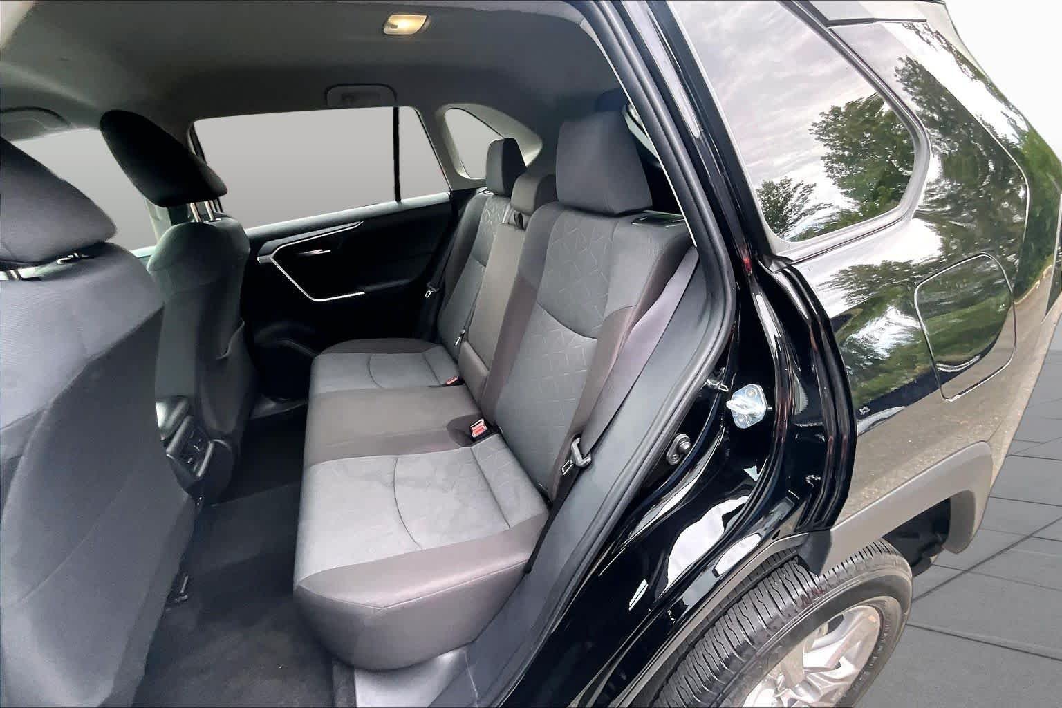Used 2025 Midnight Black Metallic Toyota XLE image 21