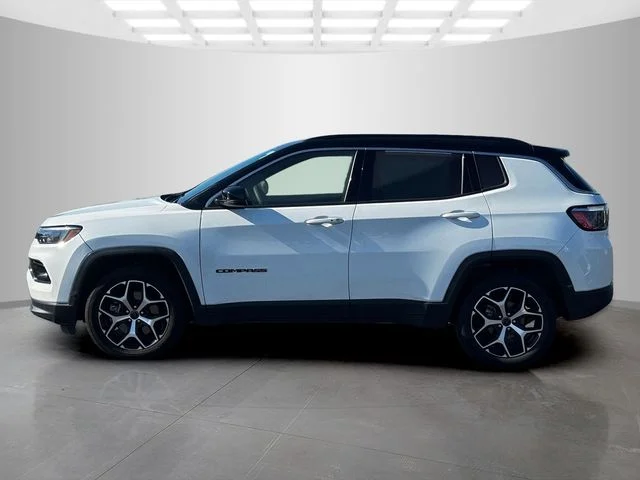 Certified Used 2025 White Jeep Limited image 4