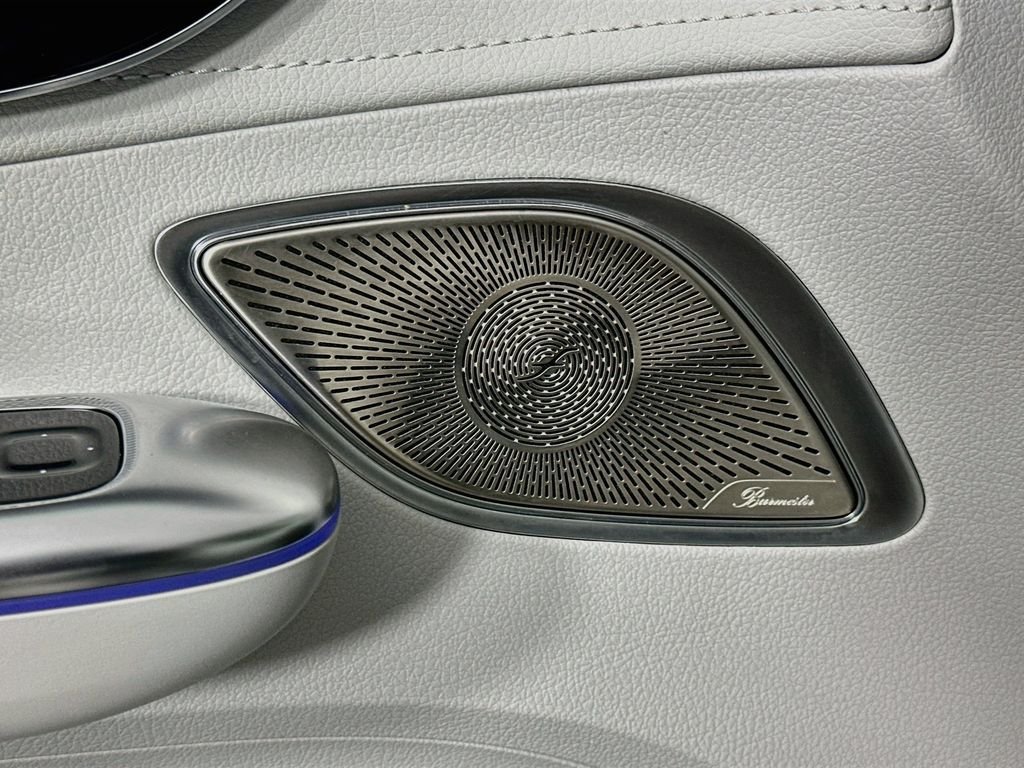 Certified Used 2023 White Mercedes-Benz 500 Sedan image 19