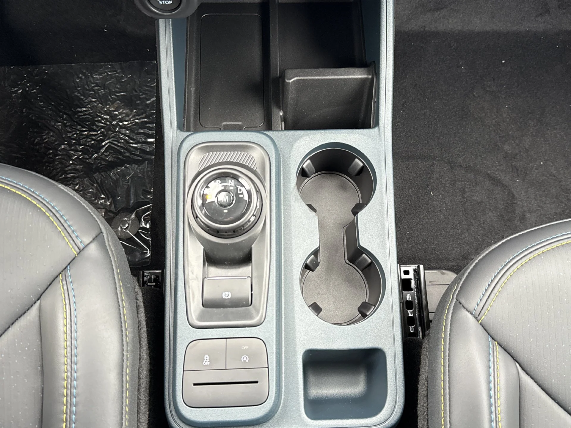 New 2026 Carbonized Gray Metallic Ford Lobo™ image 9